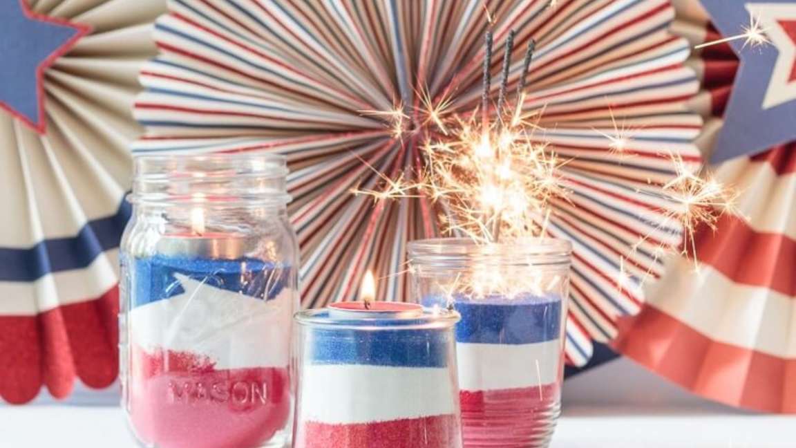 Creative Mason Jar Crafts for a Patriotic Fourth of July