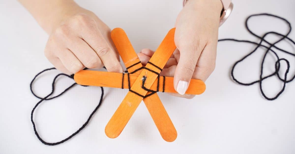 Popsicle Stick Spider Web Halloween Deco...