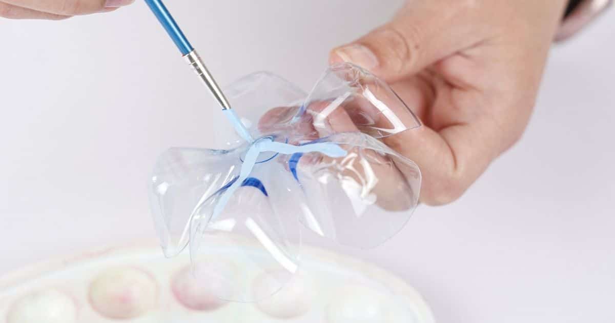 Stunning Snowflake Ornament from Upcycled Plastic Bottle