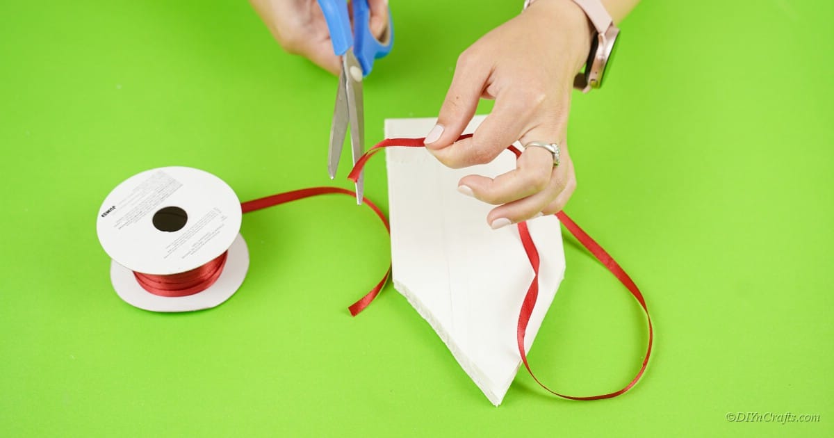 Gigantic Paper Bag Star Decor {Only 2 Supplies Needed}